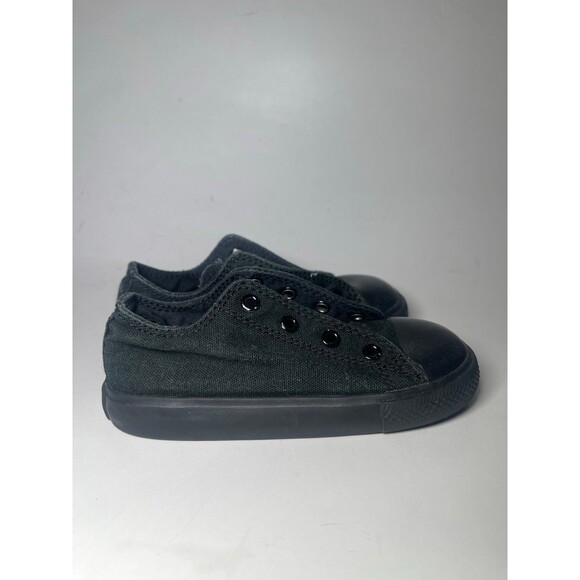 Toddler Black Converse size 9 - Picture 2 of 8